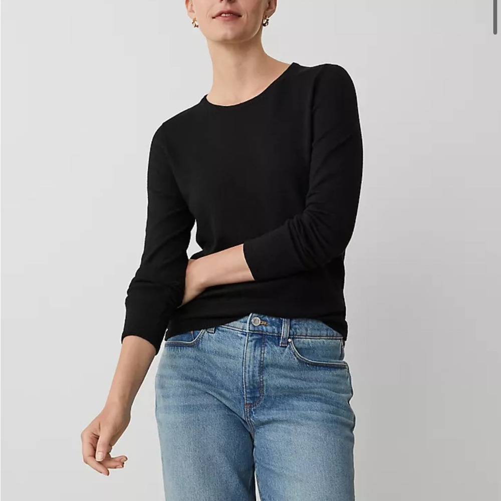 NWT Ann Taylor Black Fitted Crewneck Sweater